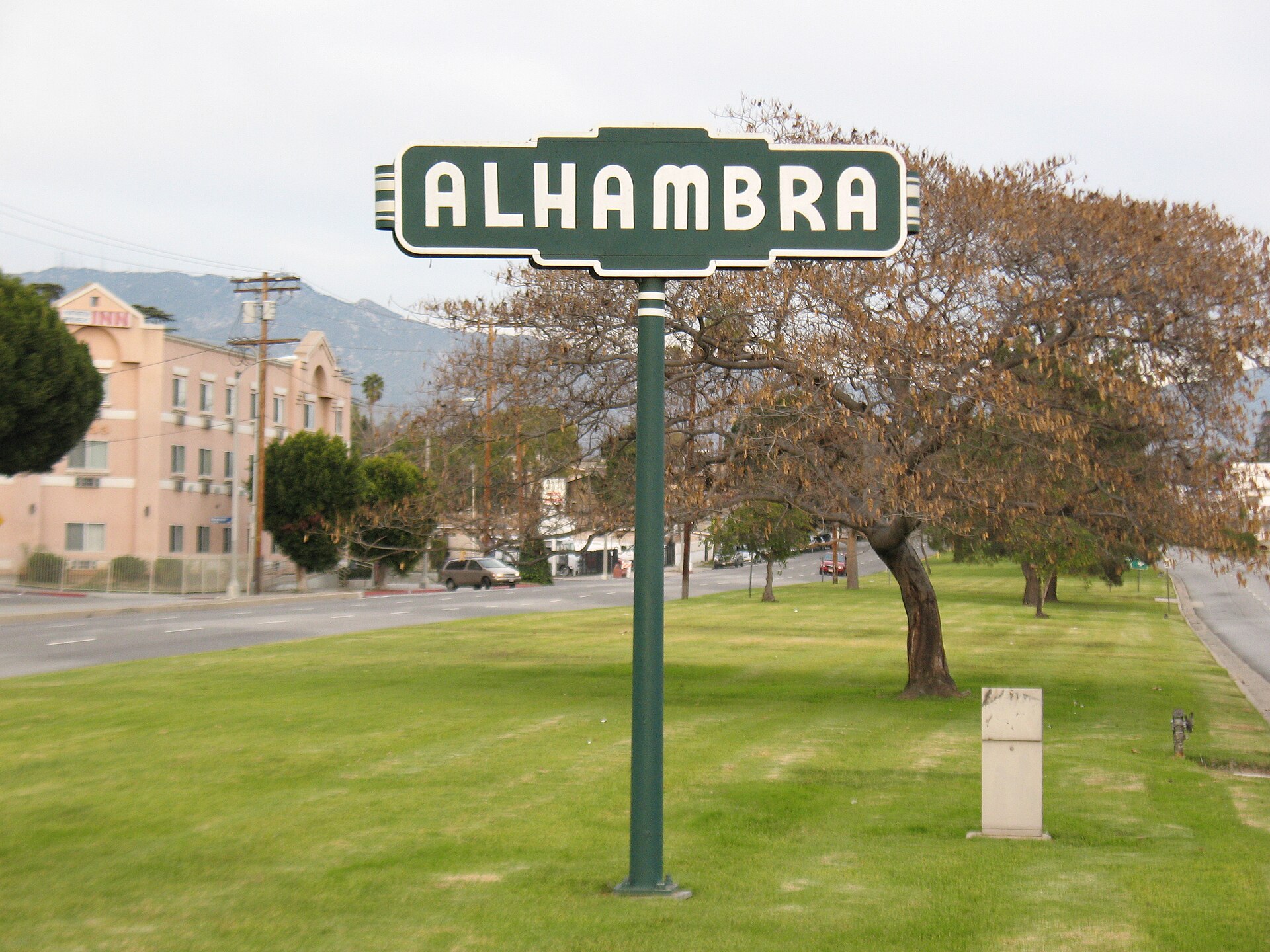阿罕布拉 · Alhambra · 城市入口景观
