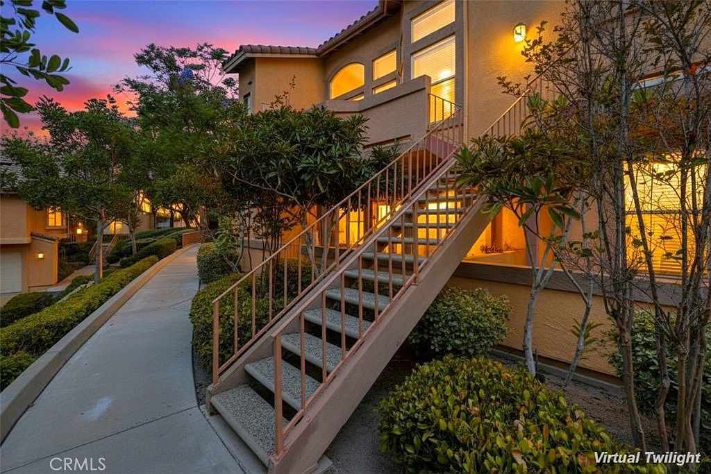19431 Rue De Valore APT 22L, Foothill Ranch, CA 92610