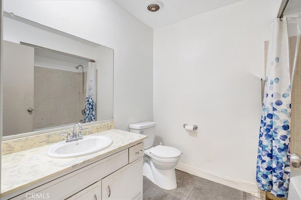 1310 N Placentia Ave · Fullerton · 照片22