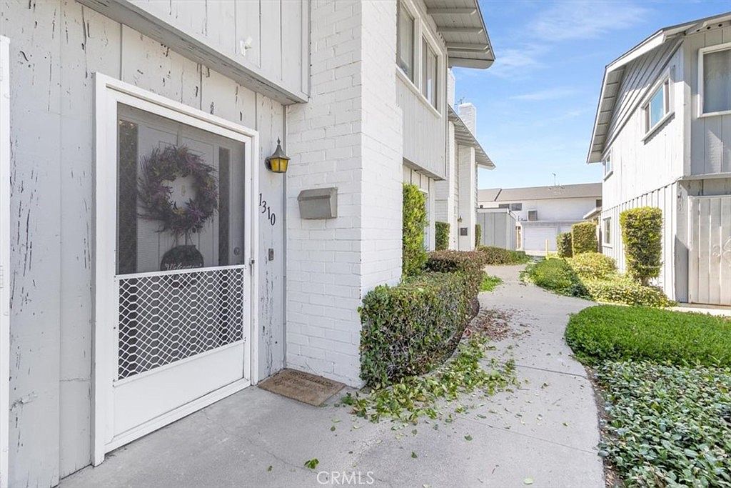 1310 N Placentia Ave · Fullerton · 照片26