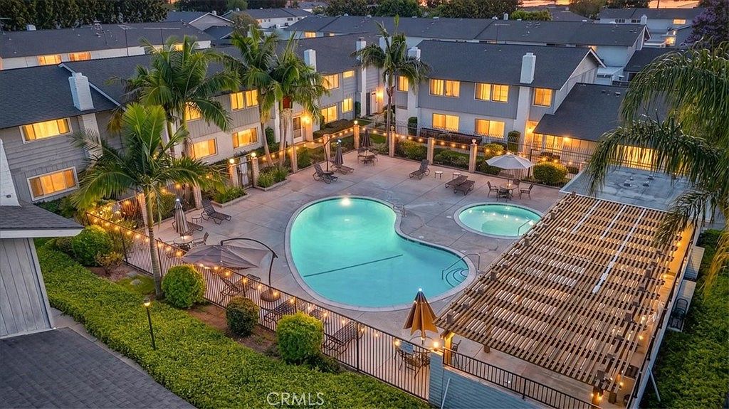 1310 N Placentia Ave · Fullerton · 照片28