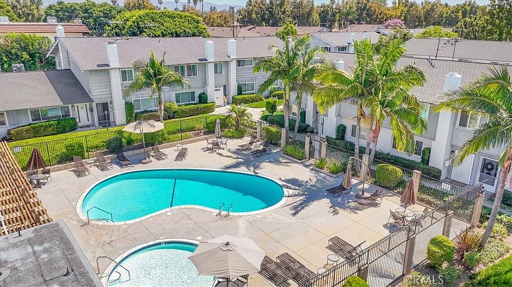 1310 N Placentia Ave · Fullerton · 照片29